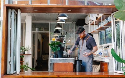 Entretenir et faire nettoyer sa hotte de cuisine professionnelle, une affaire de pro !